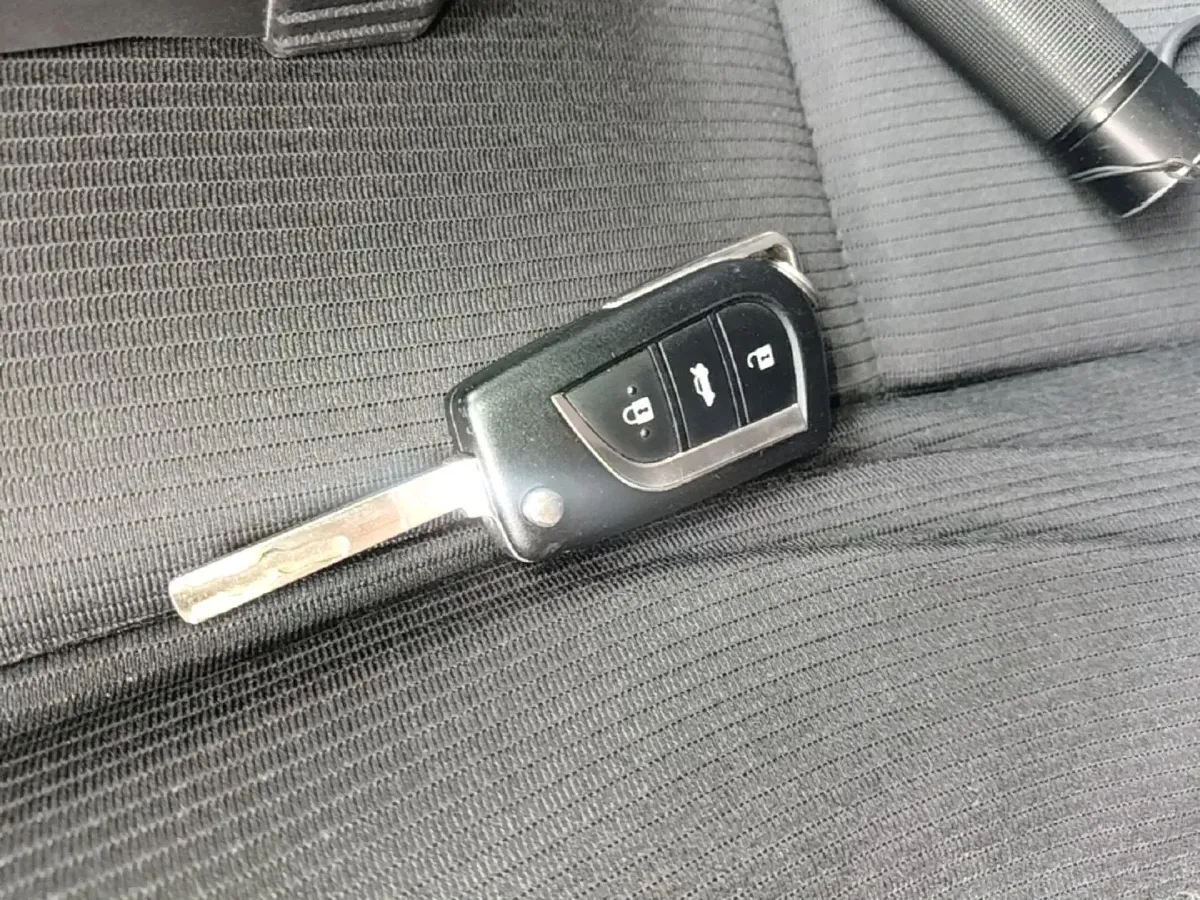 2017 Toyota Corolla 1.6L 122HP L4 CVT,autocango,china used car exporter,china ev exporter,chinese used car exporter,chinese used ev exporter