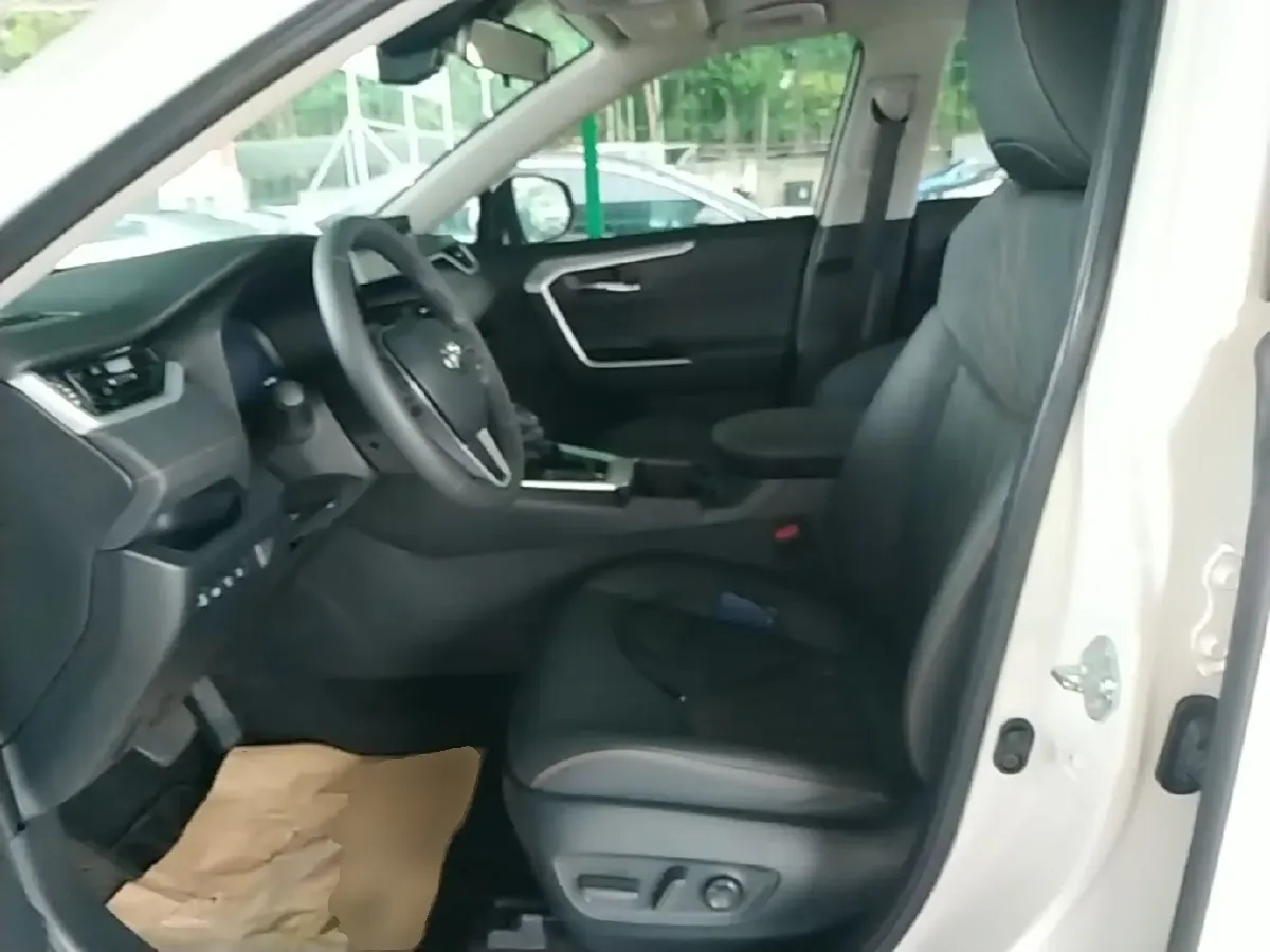 2024 Toyota Harrier 2.5L 178HP L4 E-CVT Hybrid,autocango,china used car exporter,china ev exporter,chinese used car exporter,chinese used ev exporter