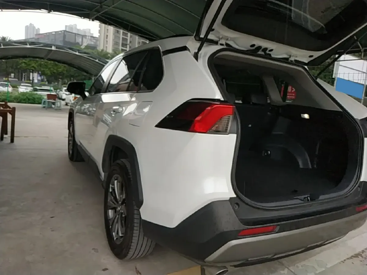 2024 Toyota Harrier 2.5L 178HP L4 E-CVT Hybrid,autocango,china used car exporter,china ev exporter,chinese used car exporter,chinese used ev exporter