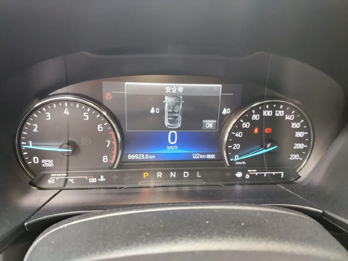 2020 Ford Escape 2.0T 248HP L4 8AT,autocango,china used car exporter,china ev exporter,chinese used car exporter,chinese used ev exporter