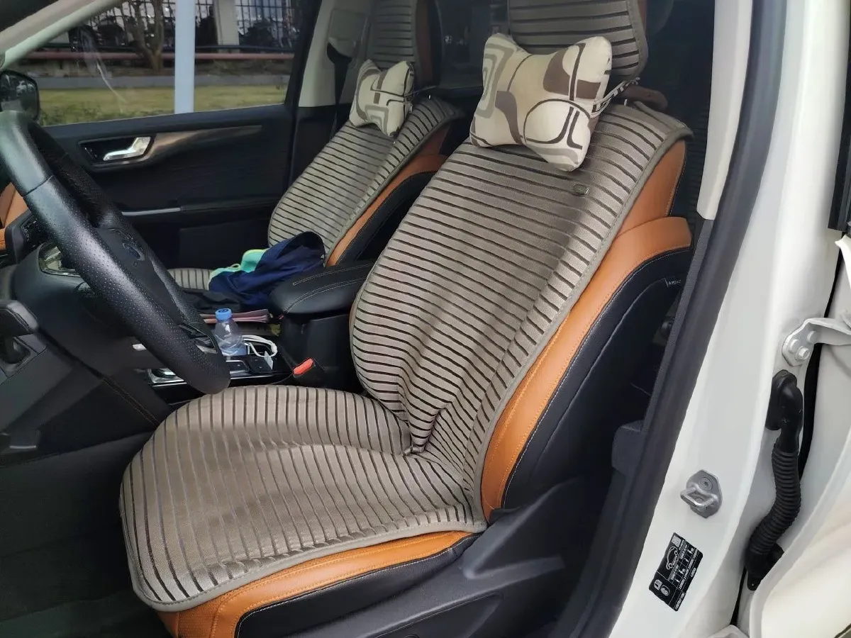 2020 Ford Escape 2.0T 248HP L4 8AT,autocango,china used car exporter,china ev exporter,chinese used car exporter,chinese used ev exporter