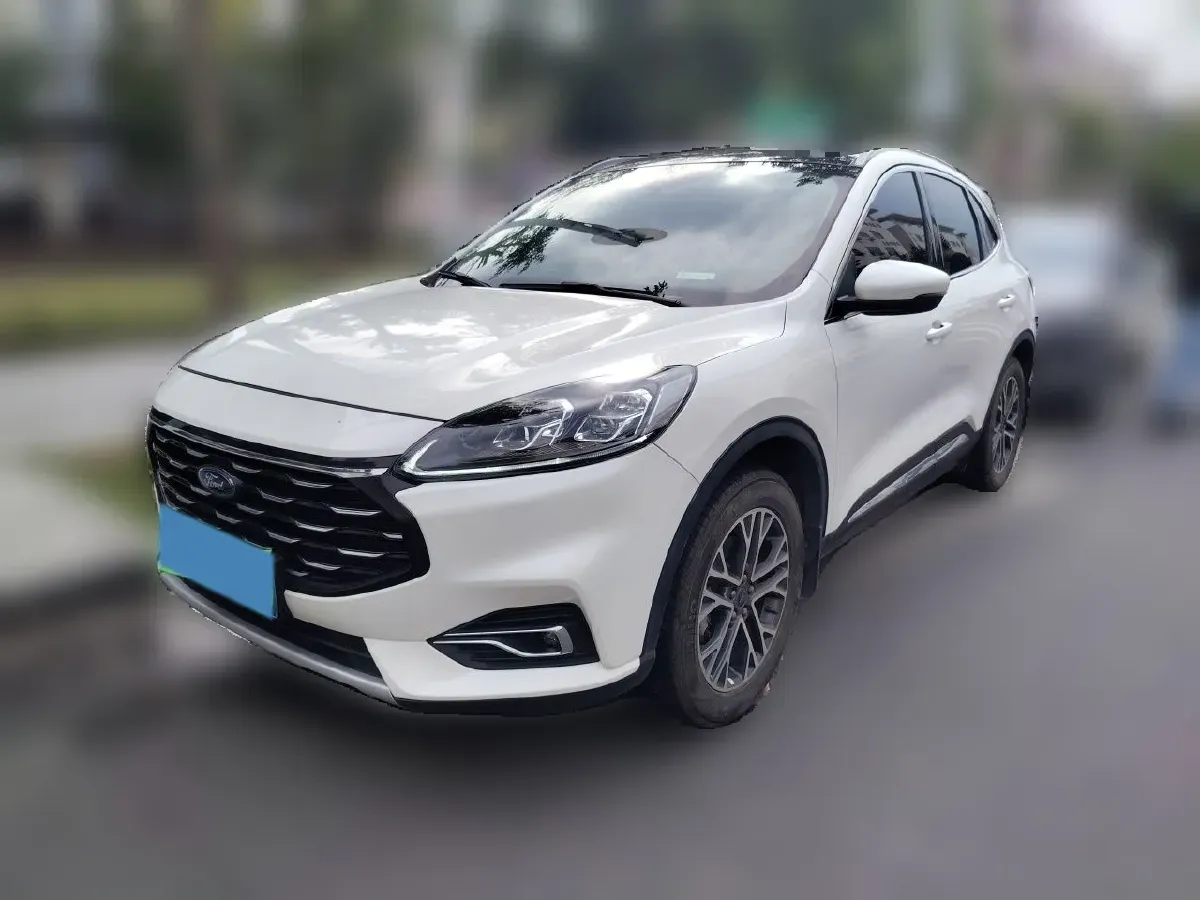 2020 Ford Escape 2.0T 248HP L4 8AT,autocango,china used car exporter,china ev exporter,chinese used car exporter,chinese used ev exporter