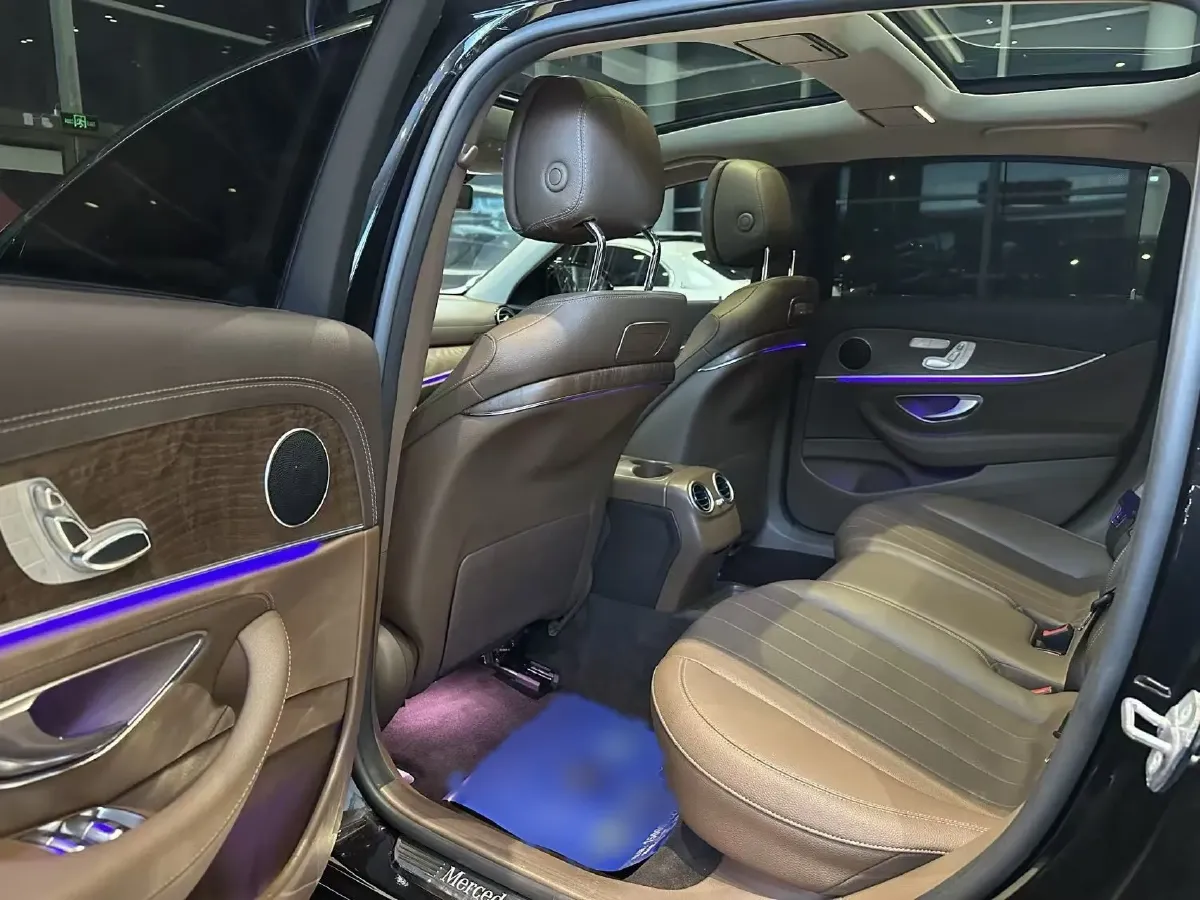 2019 Mercedes-Benz E Class 2.0T 245HP L4 9AT,autocango,china used car exporter,china ev exporter,chinese used car exporter,chinese used ev exporter