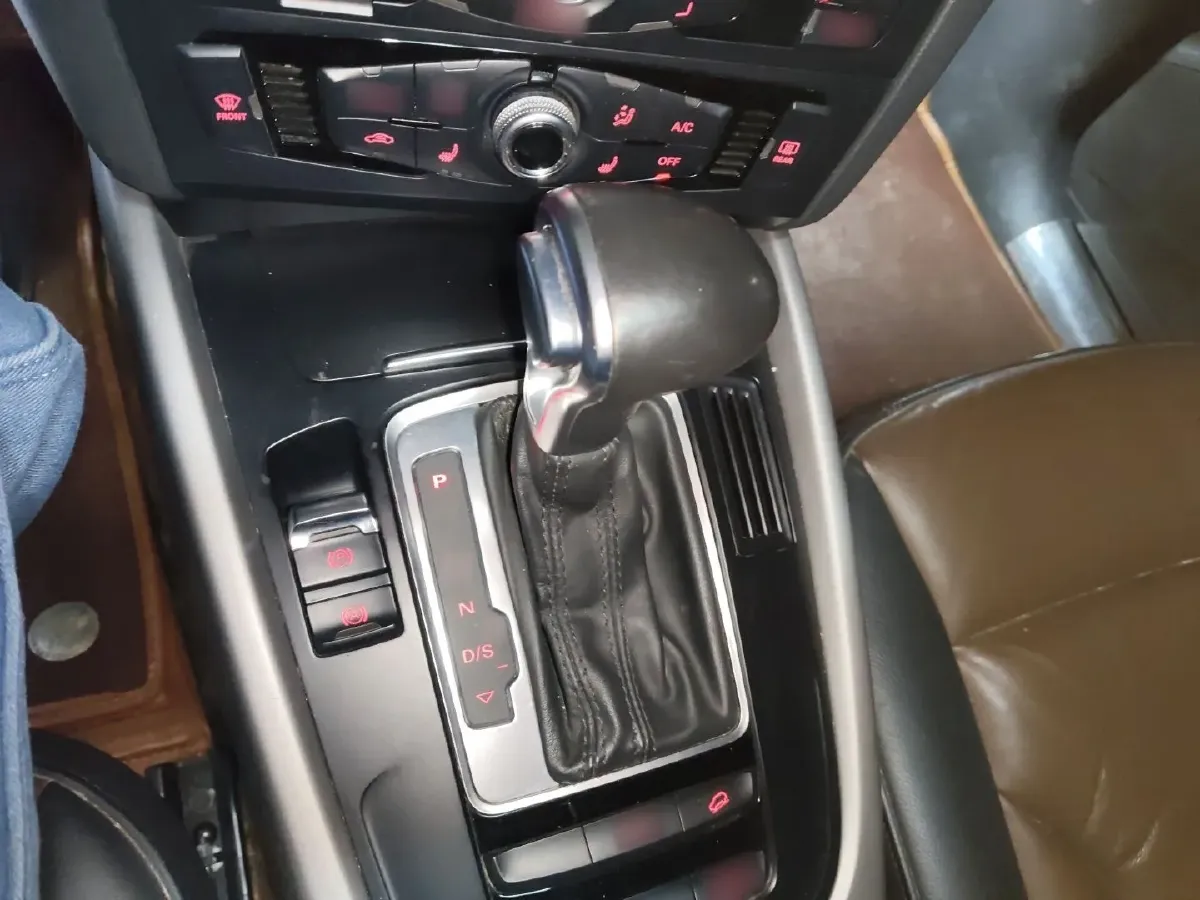 2017 Audi Q5 2.0T 230HP L4 8AT,autocango,china used car exporter,china ev exporter,chinese used car exporter,chinese used ev exporter