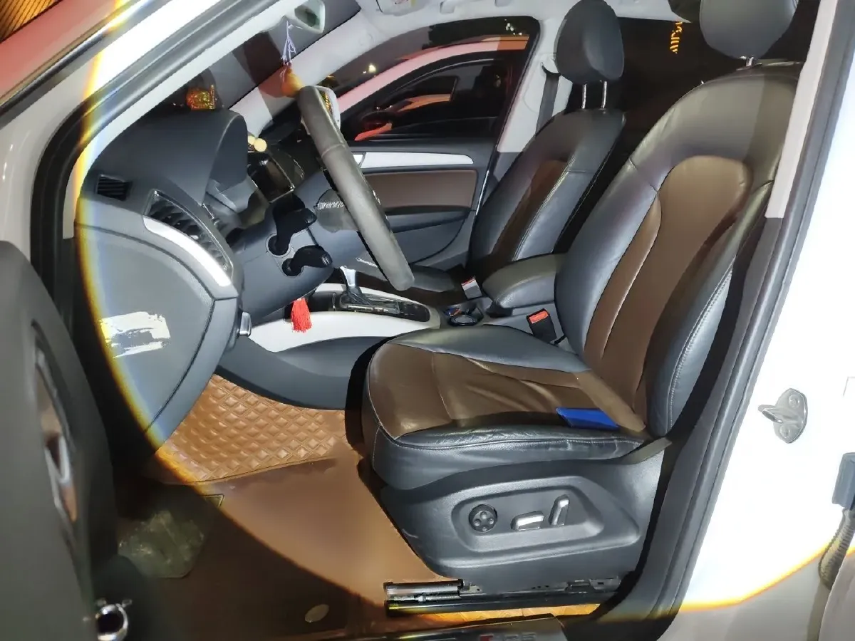 2017 Audi Q5 2.0T 230HP L4 8AT,autocango,china used car exporter,china ev exporter,chinese used car exporter,chinese used ev exporter