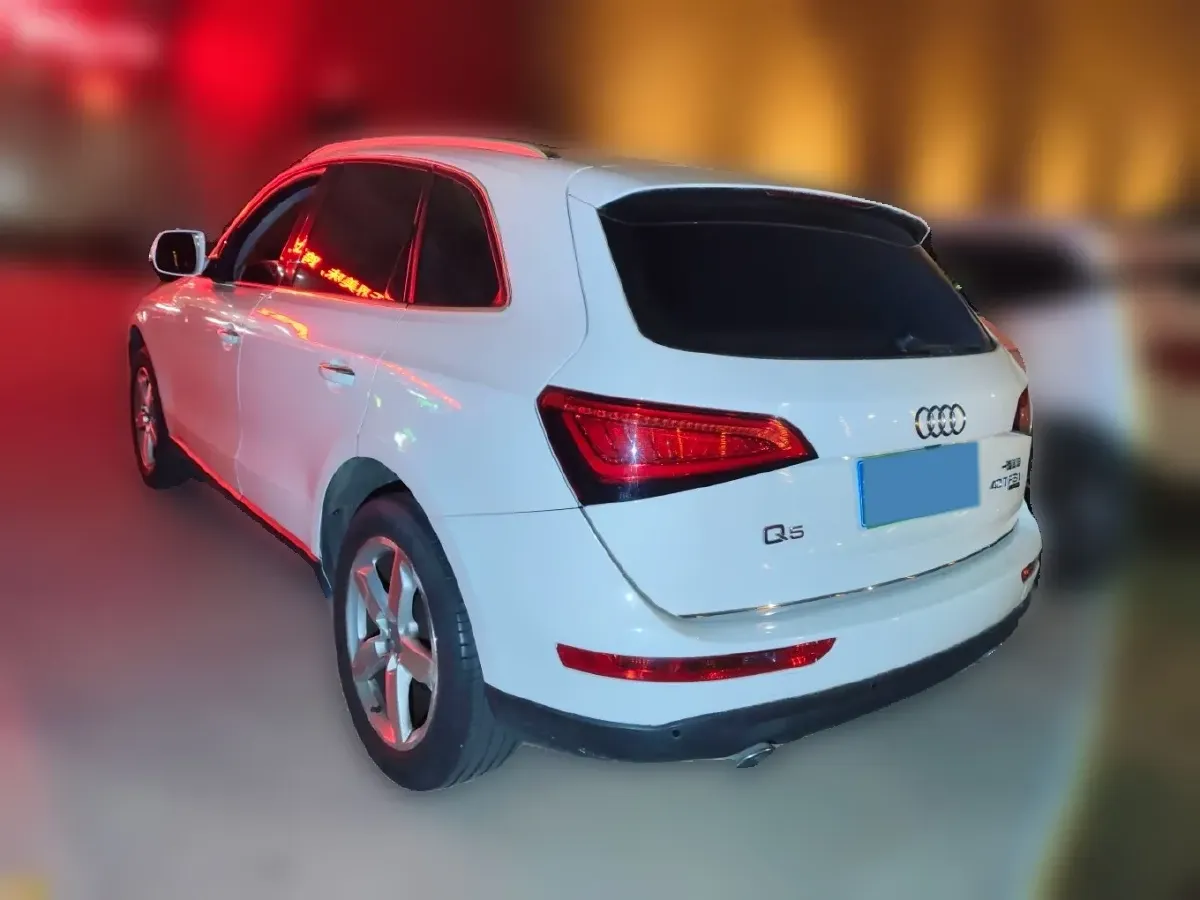 2017 Audi Q5 2.0T 230HP L4 8AT,autocango,china used car exporter,china ev exporter,chinese used car exporter,chinese used ev exporter