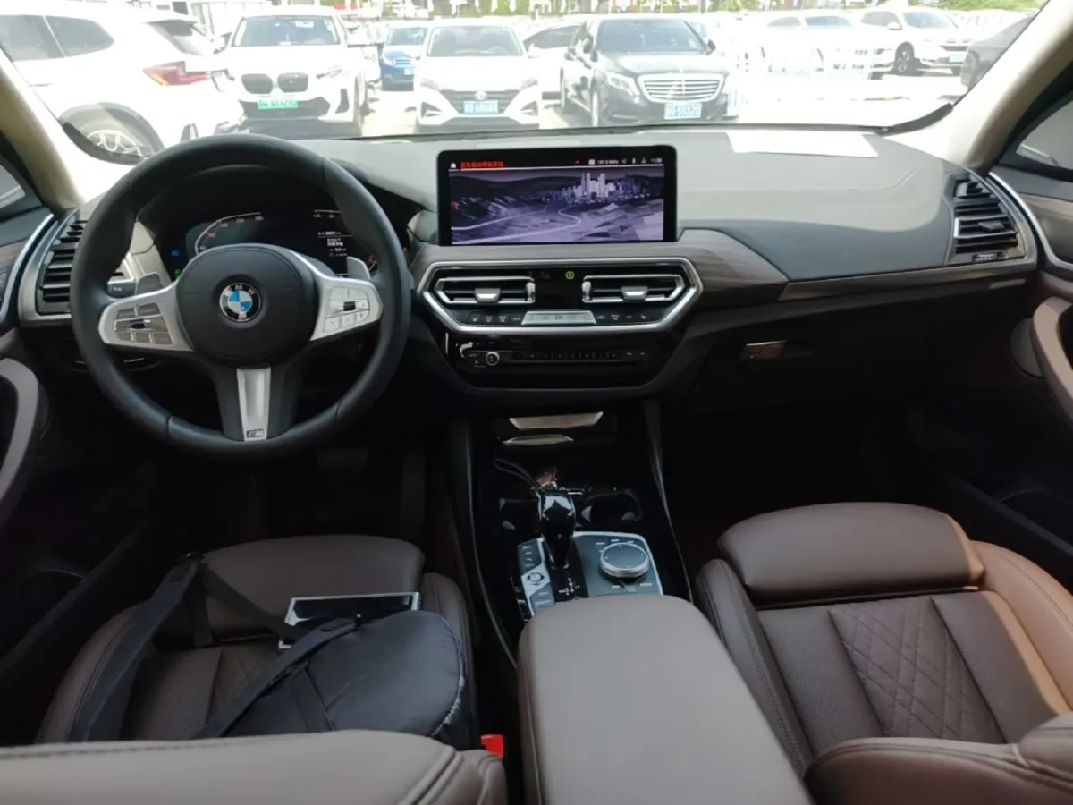 2023 BMW X3 2.0T 245HP L4 8AT,autocango,china used car exporter,china ev exporter,chinese used car exporter,chinese used ev exporter