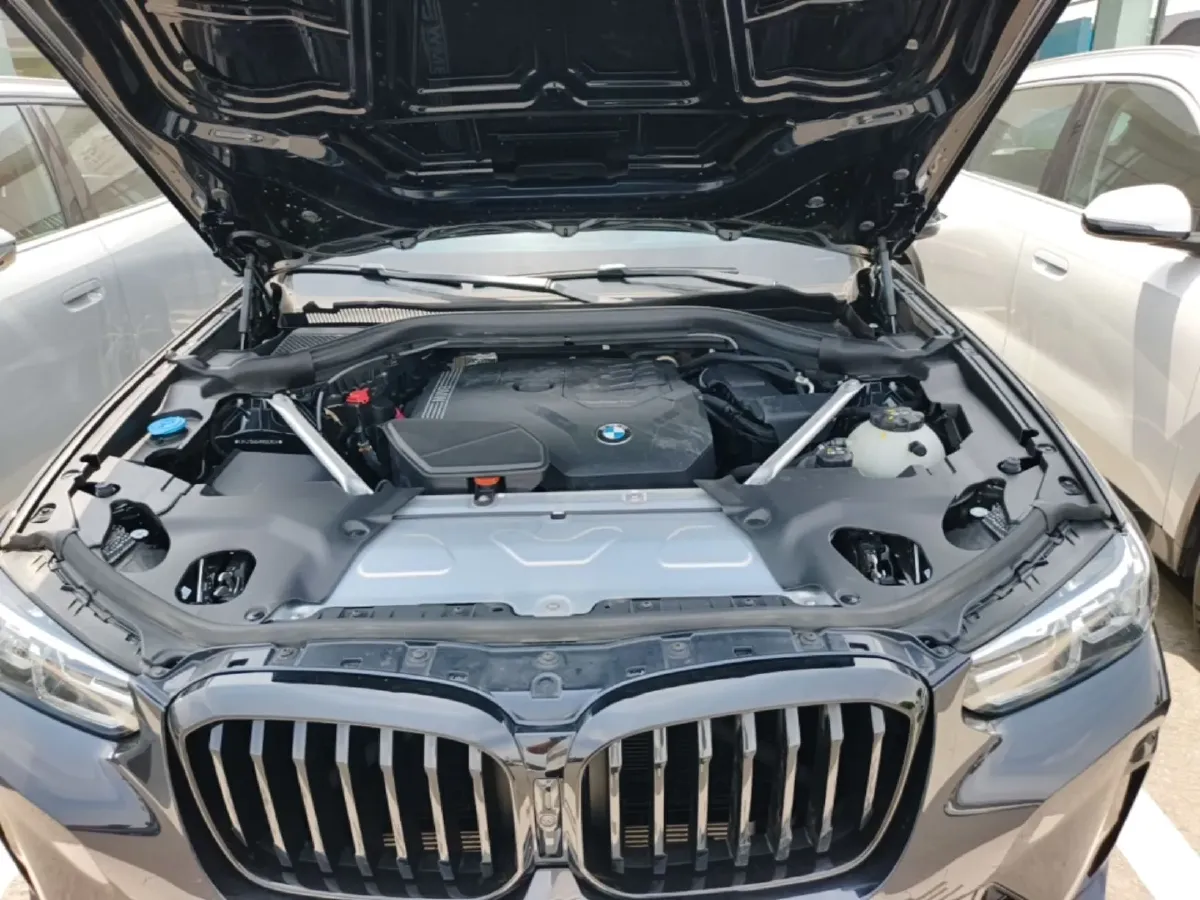 2023 BMW X3 2.0T 245HP L4 8AT,autocango,china used car exporter,china ev exporter,chinese used car exporter,chinese used ev exporter