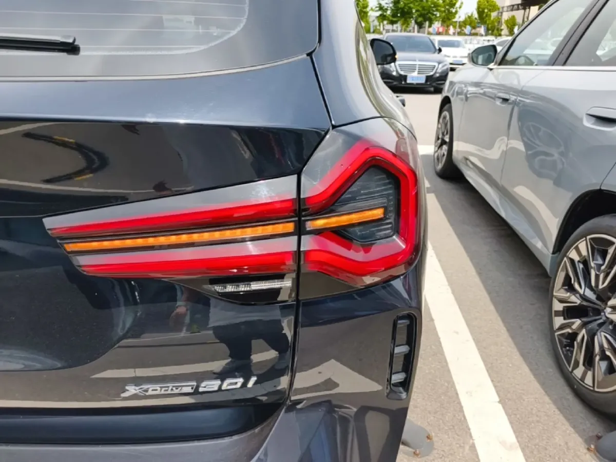 2023 BMW X3 2.0T 245HP L4 8AT,autocango,china used car exporter,china ev exporter,chinese used car exporter,chinese used ev exporter