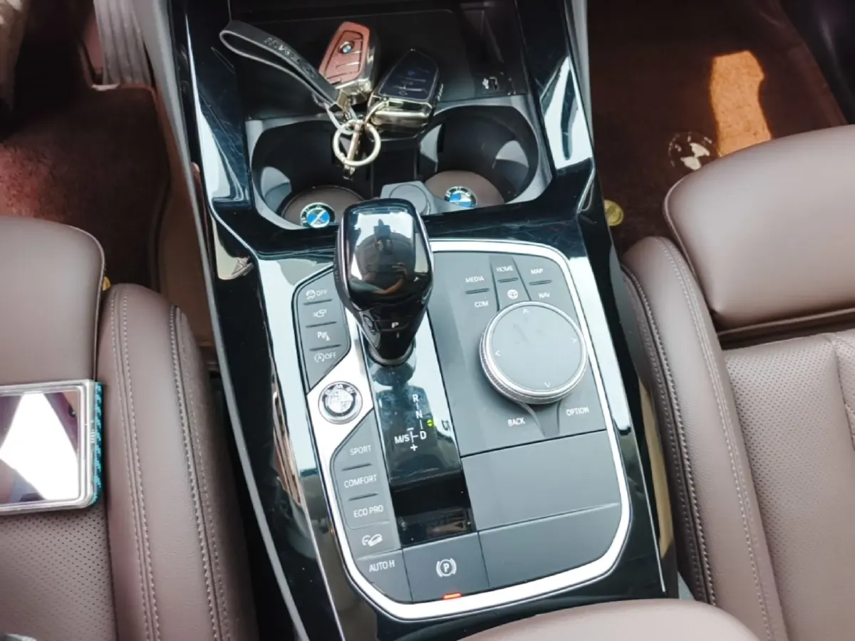 2023 BMW X3 2.0T 245HP L4 8AT,autocango,china used car exporter,china ev exporter,chinese used car exporter,chinese used ev exporter