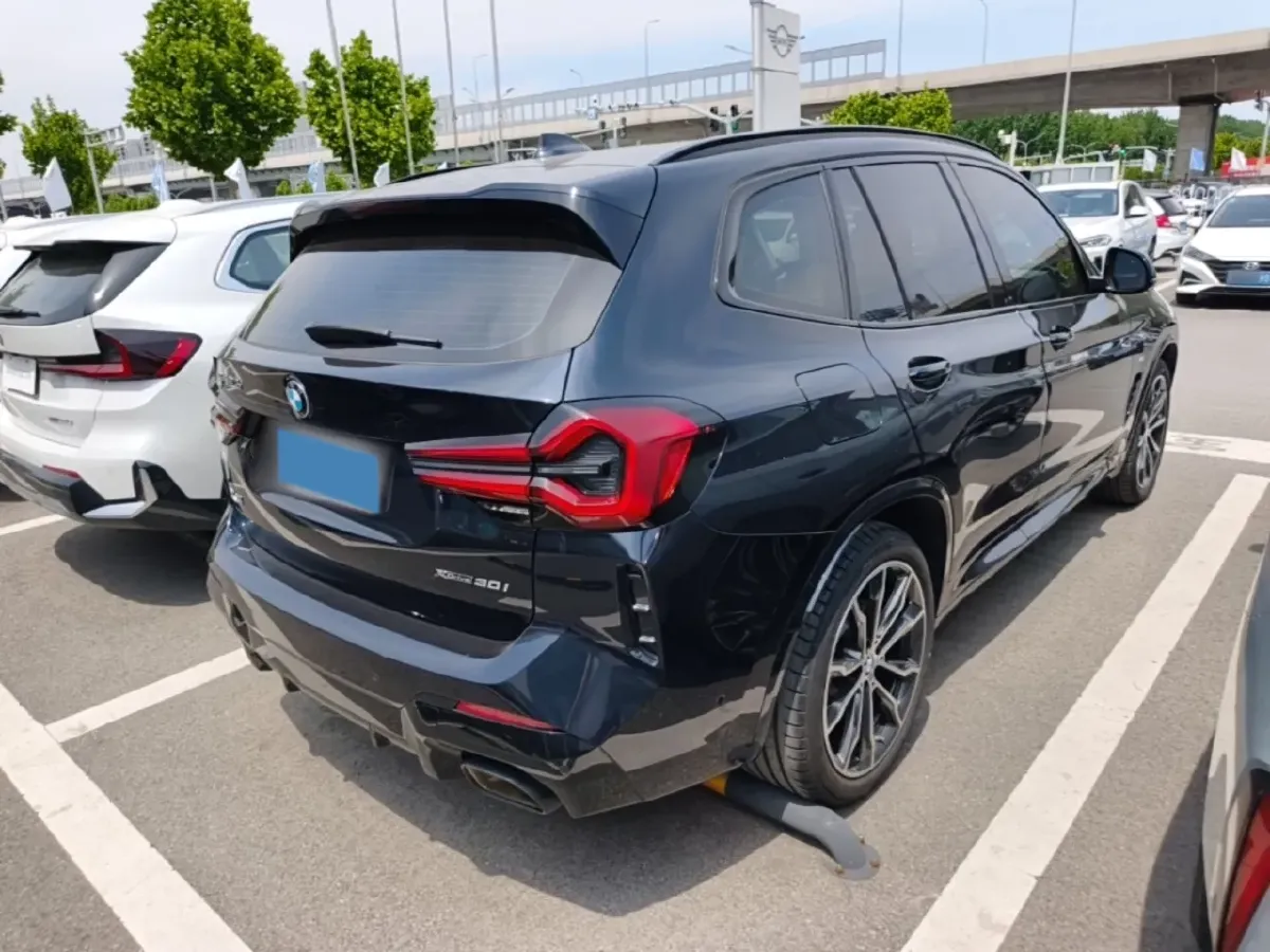 2023 BMW X3 2.0T 245HP L4 8AT,autocango,china used car exporter,china ev exporter,chinese used car exporter,chinese used ev exporter