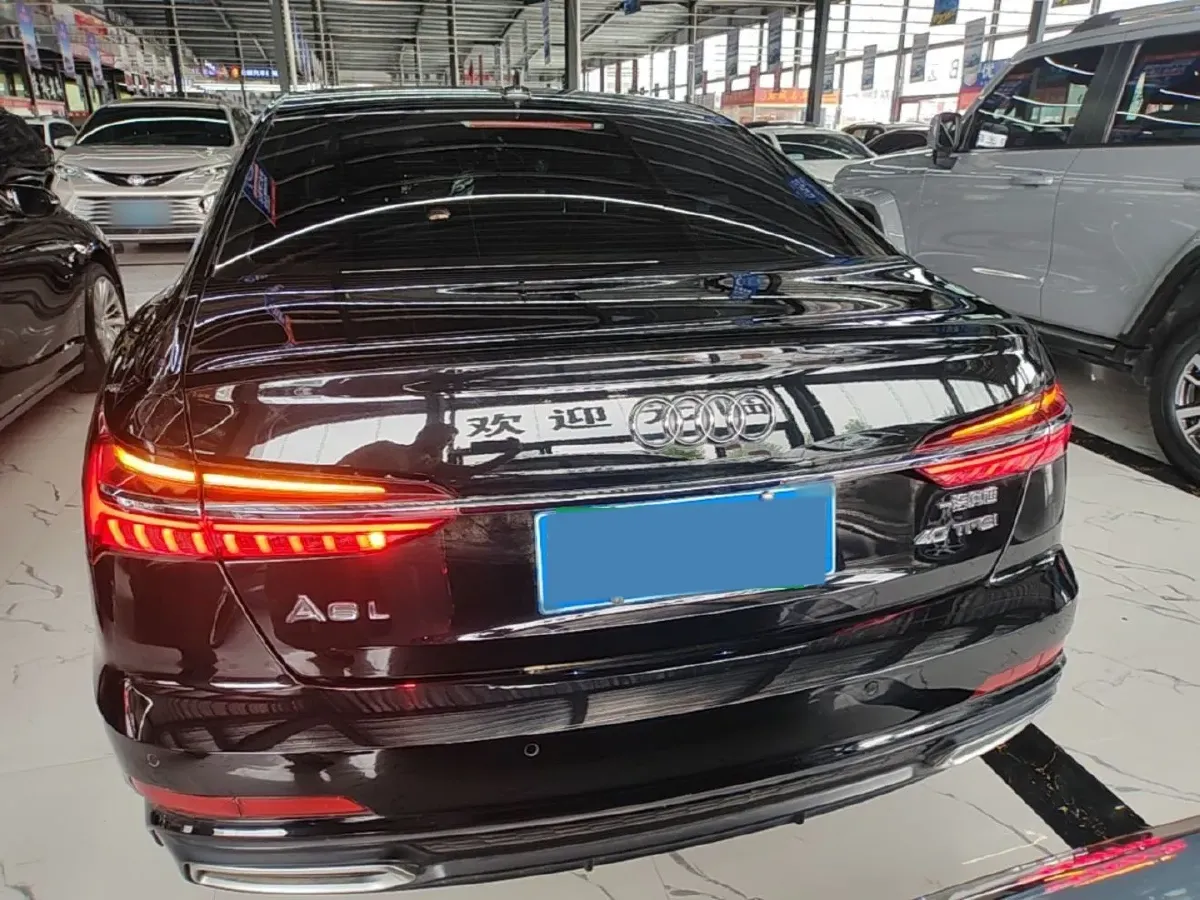 2021 Audi A6L 2.0T 190HP L4 7DCT,autocango,china used car exporter,china ev exporter,chinese used car exporter,chinese used ev exporter