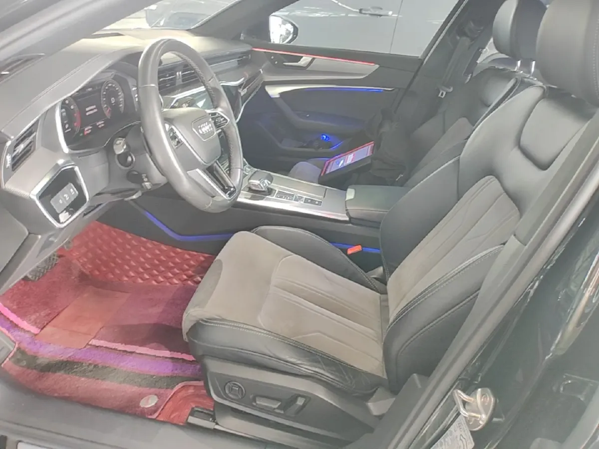 2021 Audi A6L 2.0T 190HP L4 7DCT,autocango,china used car exporter,china ev exporter,chinese used car exporter,chinese used ev exporter