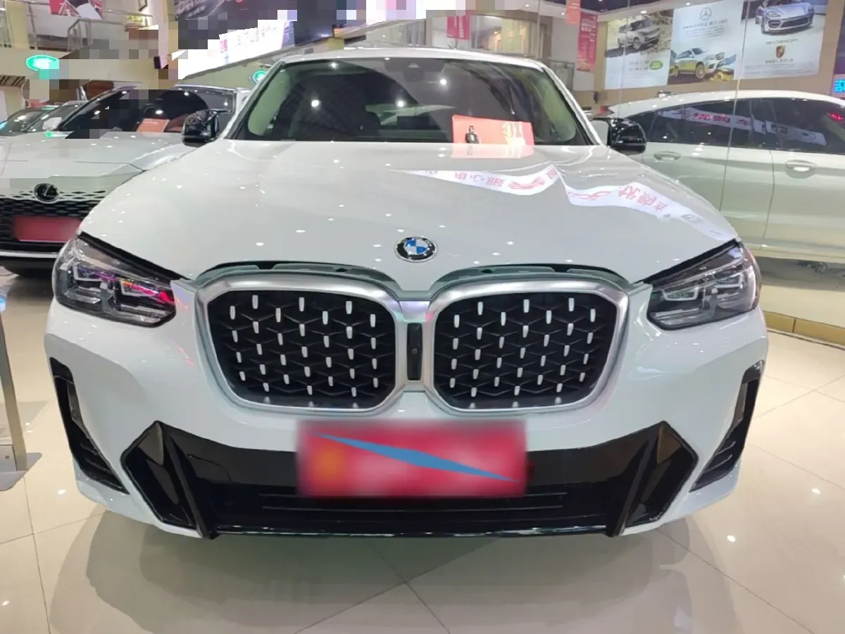2022 BMW X4 2.0T 245HP L4 8AT,autocango,china used car exporter,china ev exporter,chinese used car exporter,chinese used ev exporter