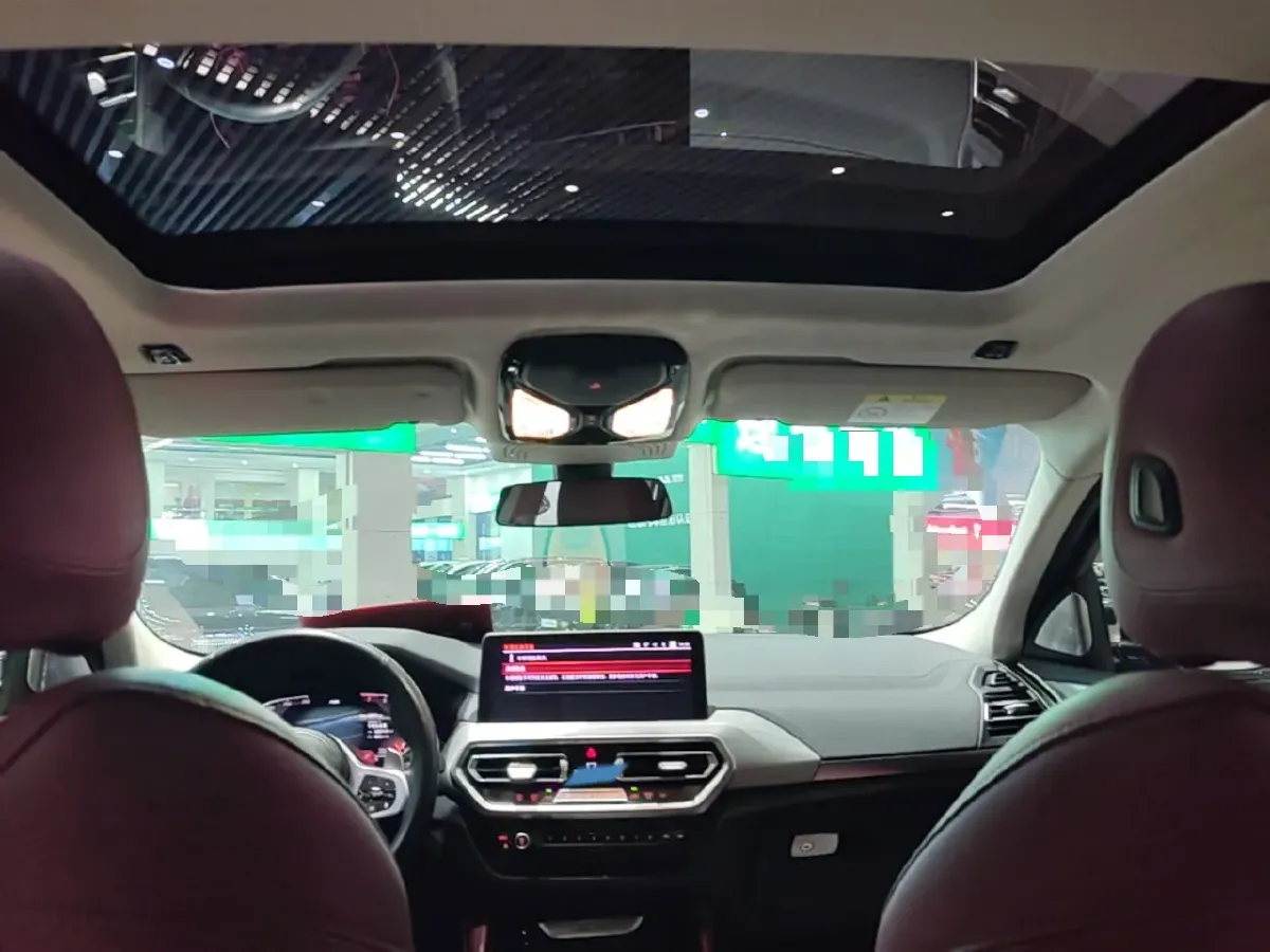 2022 BMW X4 2.0T 245HP L4 8AT,autocango,china used car exporter,china ev exporter,chinese used car exporter,chinese used ev exporter