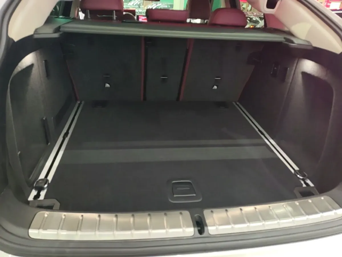 2022 BMW X4 2.0T 245HP L4 8AT,autocango,china used car exporter,china ev exporter,chinese used car exporter,chinese used ev exporter