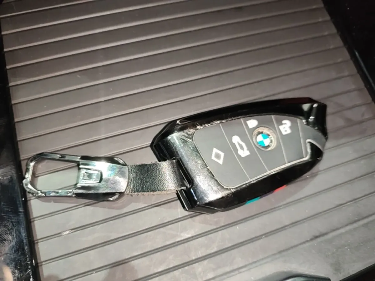 2022 BMW X4 2.0T 245HP L4 8AT,autocango,china used car exporter,china ev exporter,chinese used car exporter,chinese used ev exporter