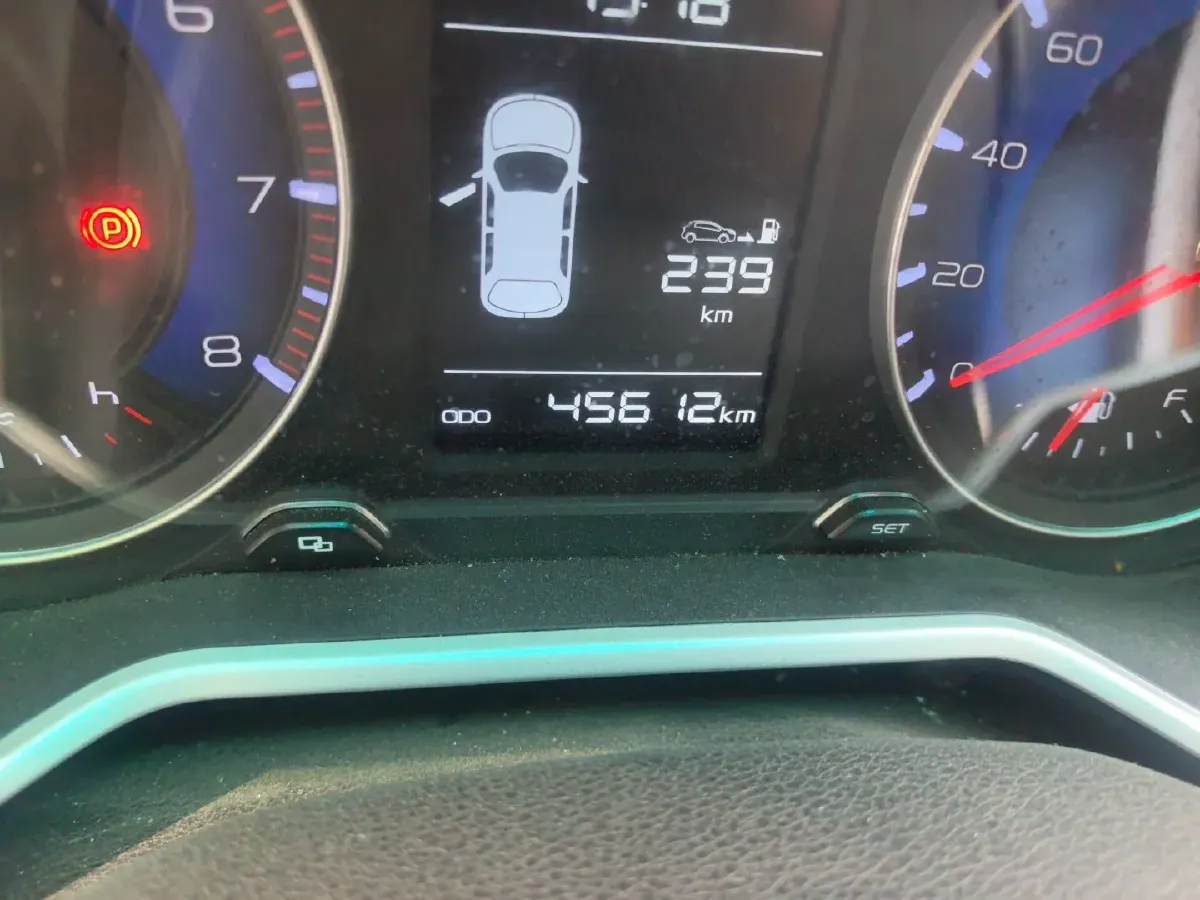 2017 Geely Vision X3 1.5L 102HP L4 5MT,autocango,china used car exporter,china ev exporter,chinese used car exporter,chinese used ev exporter