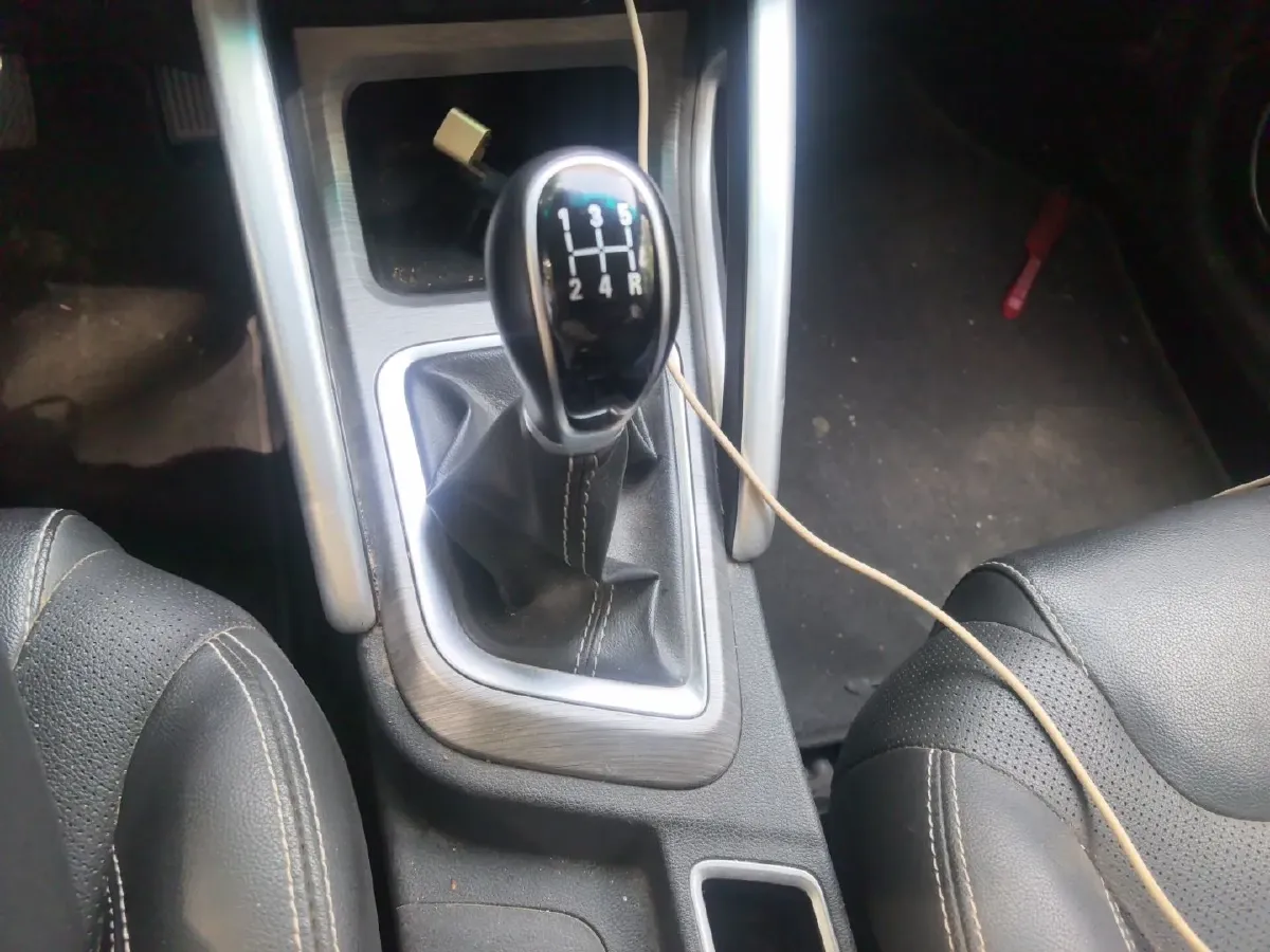 2017 Geely Vision X3 1.5L 102HP L4 5MT,autocango,china used car exporter,china ev exporter,chinese used car exporter,chinese used ev exporter