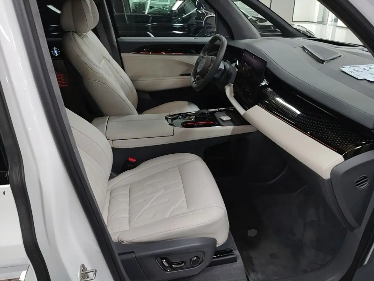 2024 Zeekr 009 BEV 108KWH,autocango,china used car exporter,china ev exporter,chinese used car exporter,chinese used ev exporter