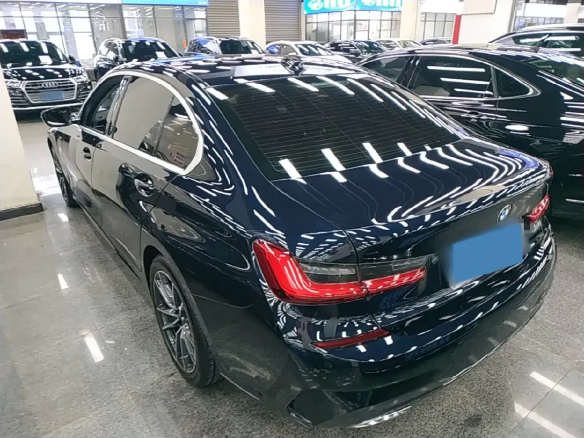 2020 BMW 3 Series 2.0T 156HP L4 8AT,autocango,china used car exporter,china ev exporter,chinese used car exporter,chinese used ev exporter