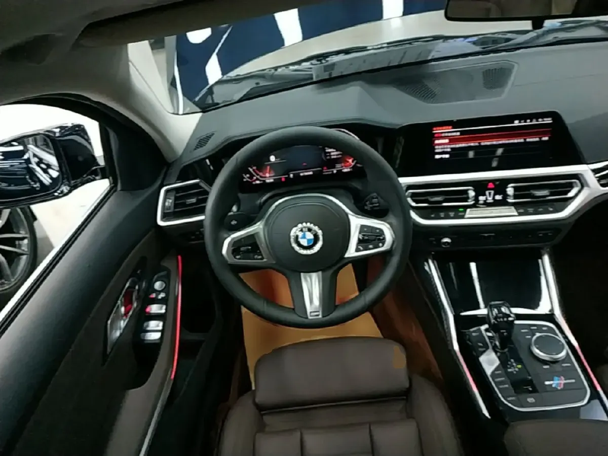 2020 BMW 3 Series 2.0T 156HP L4 8AT,autocango,china used car exporter,china ev exporter,chinese used car exporter,chinese used ev exporter
