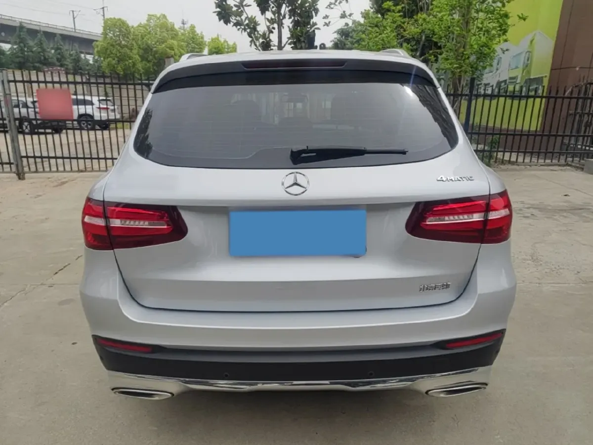 2017 Mercedes-Benz GLC Class 2.0T 184HP L4 9AT,autocango,china used car exporter,china ev exporter,chinese used car exporter,chinese used ev exporter