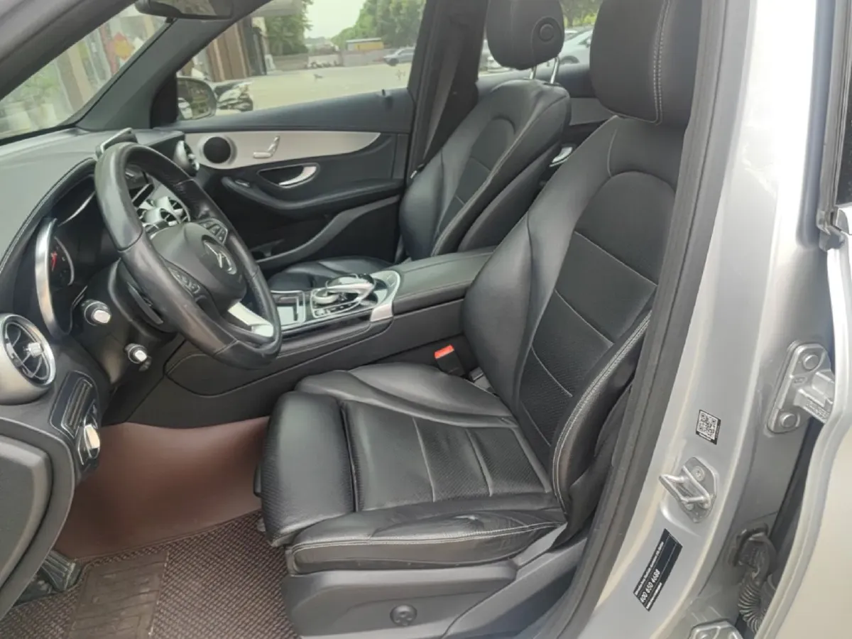 2017 Mercedes-Benz GLC Class 2.0T 184HP L4 9AT,autocango,china used car exporter,china ev exporter,chinese used car exporter,chinese used ev exporter