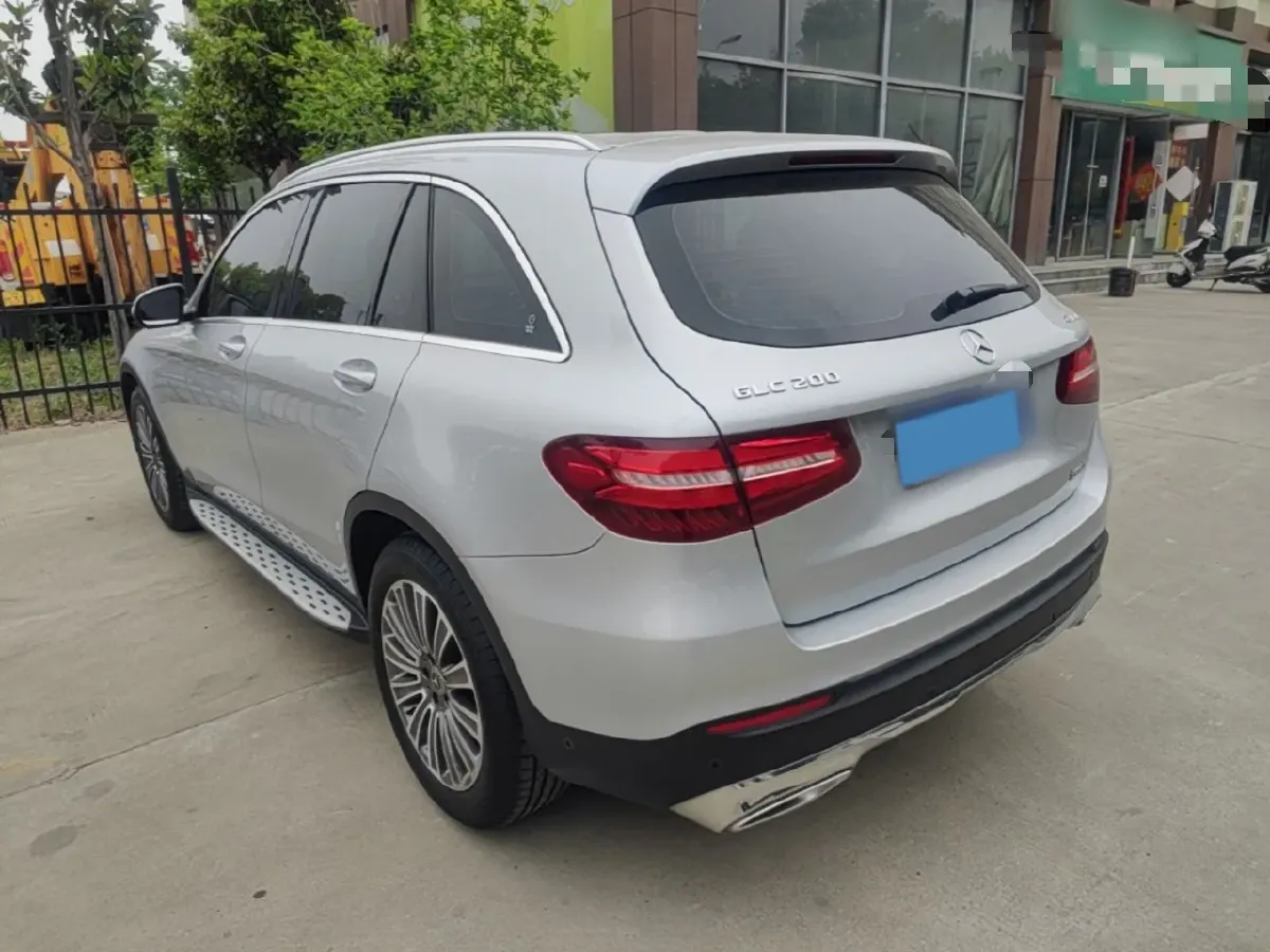 2017 Mercedes-Benz GLC Class 2.0T 184HP L4 9AT,autocango,china used car exporter,china ev exporter,chinese used car exporter,chinese used ev exporter