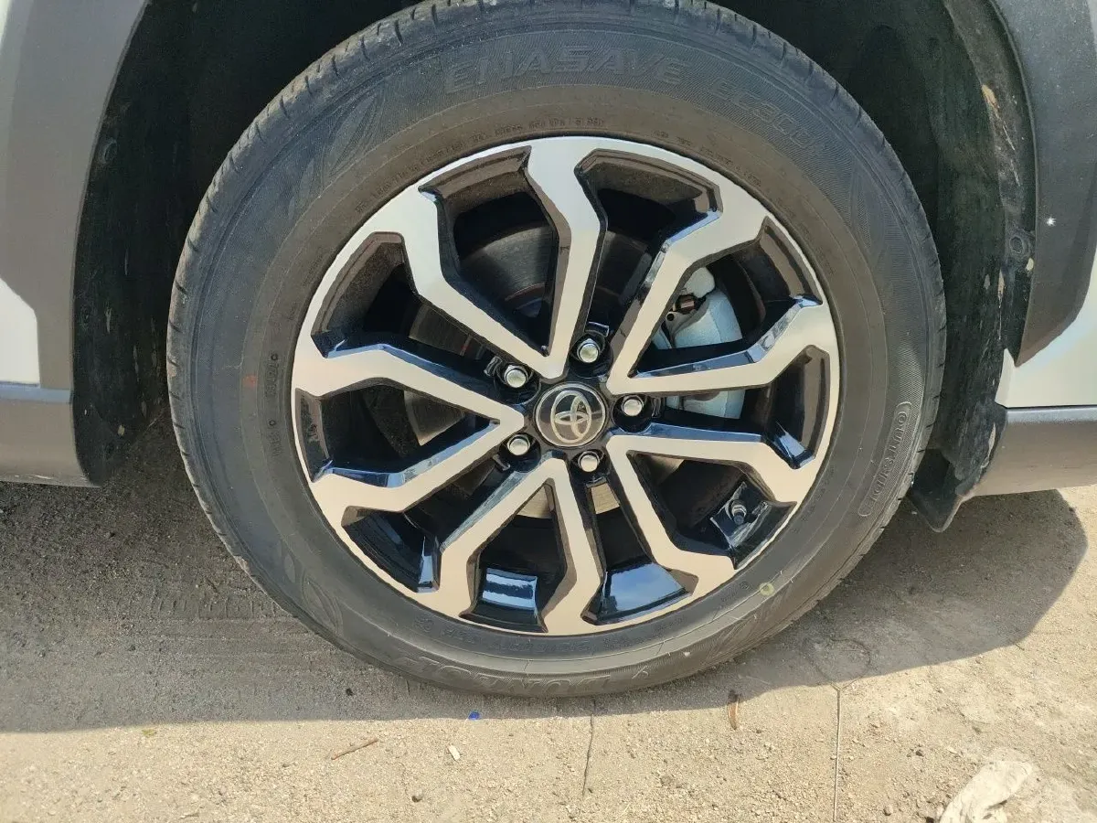 2022 Toyota Frontlander 2.0L 171HP L4 CVT,autocango,china used car exporter,china ev exporter,chinese used car exporter,chinese used ev exporter