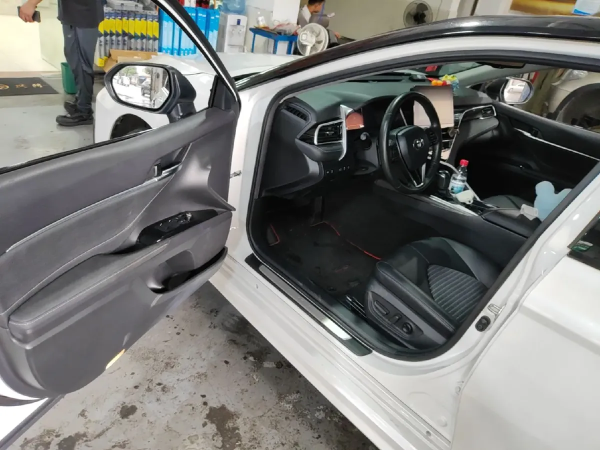 2023 Toyota Camry 2.5L 207HP L4 8AT,autocango,china used car exporter,china ev exporter,chinese used car exporter,chinese used ev exporter