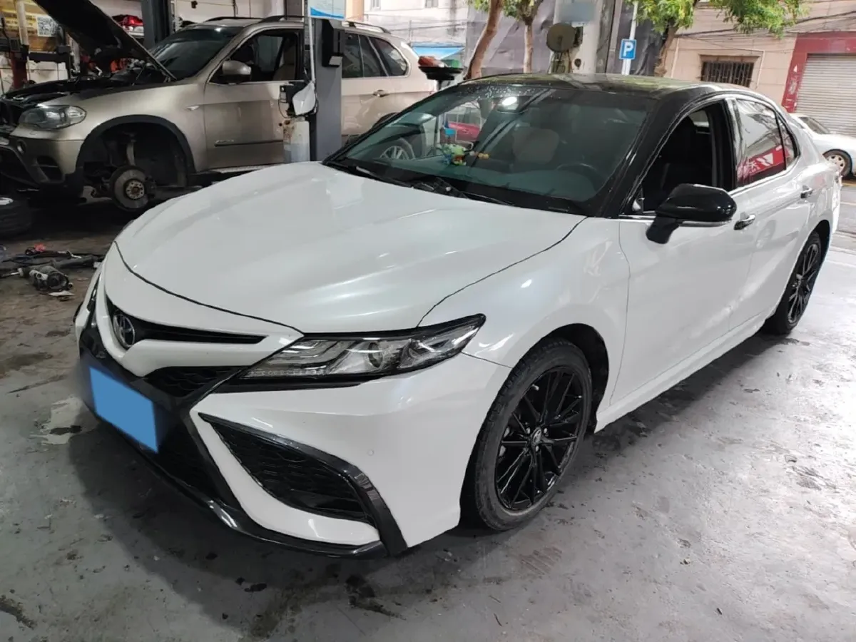 2023 Toyota Camry 2.5L 207HP L4 8AT,autocango,china used car exporter,china ev exporter,chinese used car exporter,chinese used ev exporter