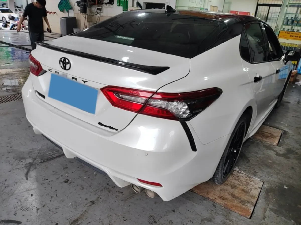 2023 Toyota Camry 2.5L 207HP L4 8AT,autocango,china used car exporter,china ev exporter,chinese used car exporter,chinese used ev exporter