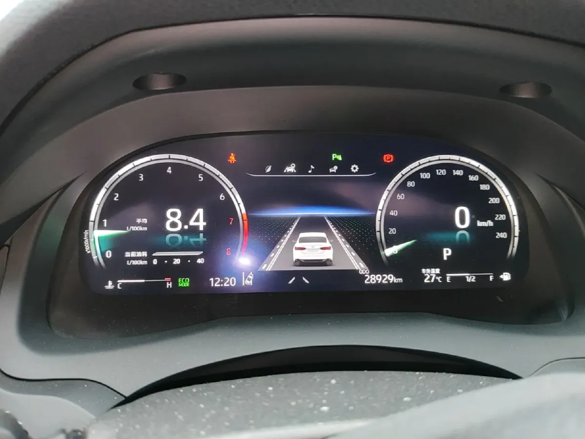 2023 Toyota Camry 2.5L 207HP L4 8AT,autocango,china used car exporter,china ev exporter,chinese used car exporter,chinese used ev exporter