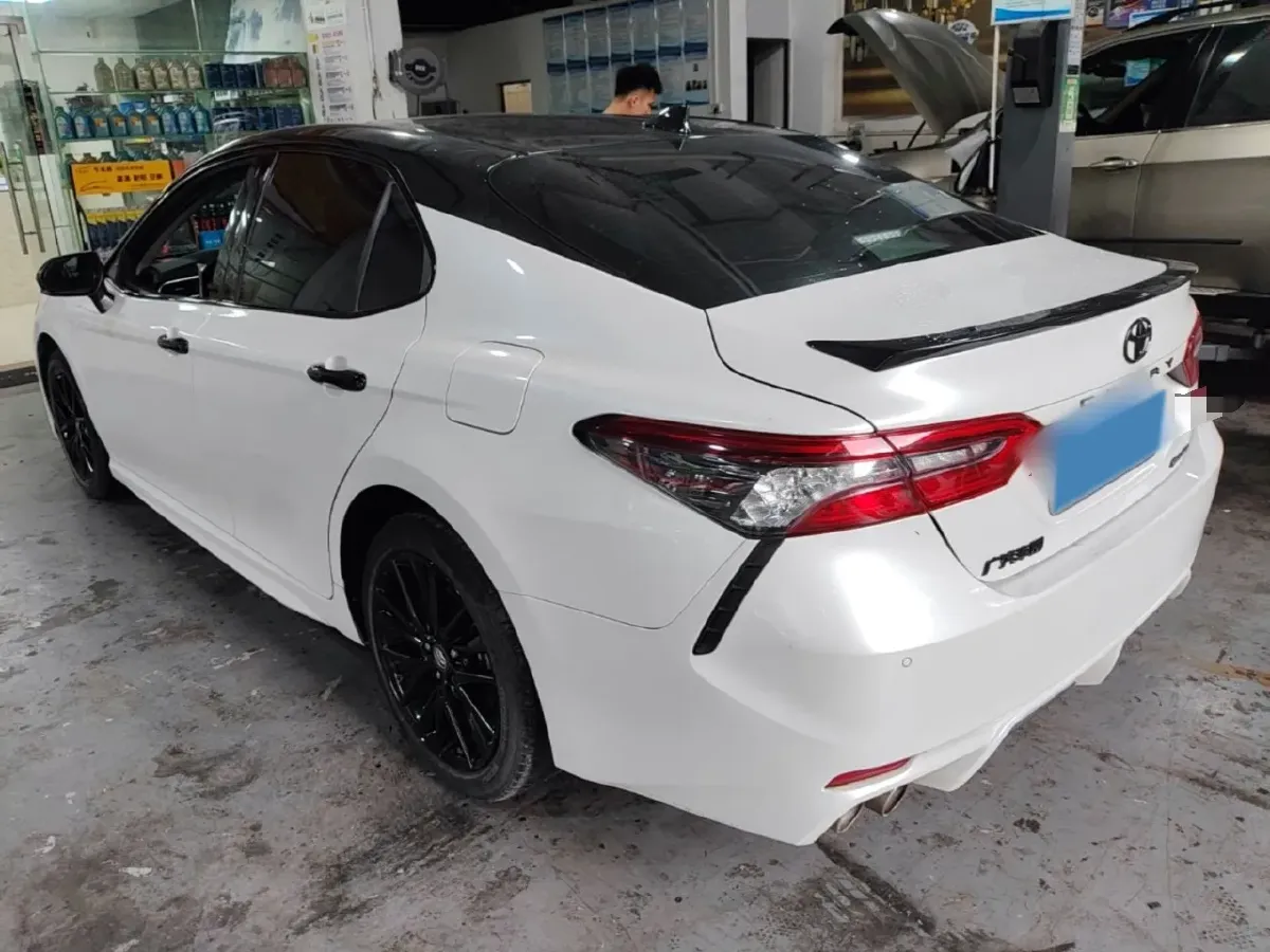 2023 Toyota Camry 2.5L 207HP L4 8AT,autocango,china used car exporter,china ev exporter,chinese used car exporter,chinese used ev exporter
