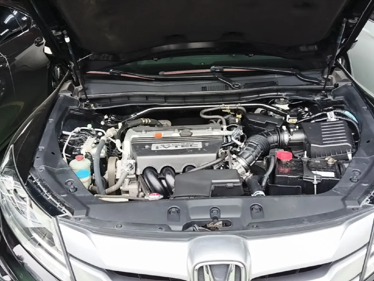 2014 Honda Crosstour 2.4L 197HP L4 5AT,autocango,china used car exporter,china ev exporter,chinese used car exporter,chinese used ev exporter