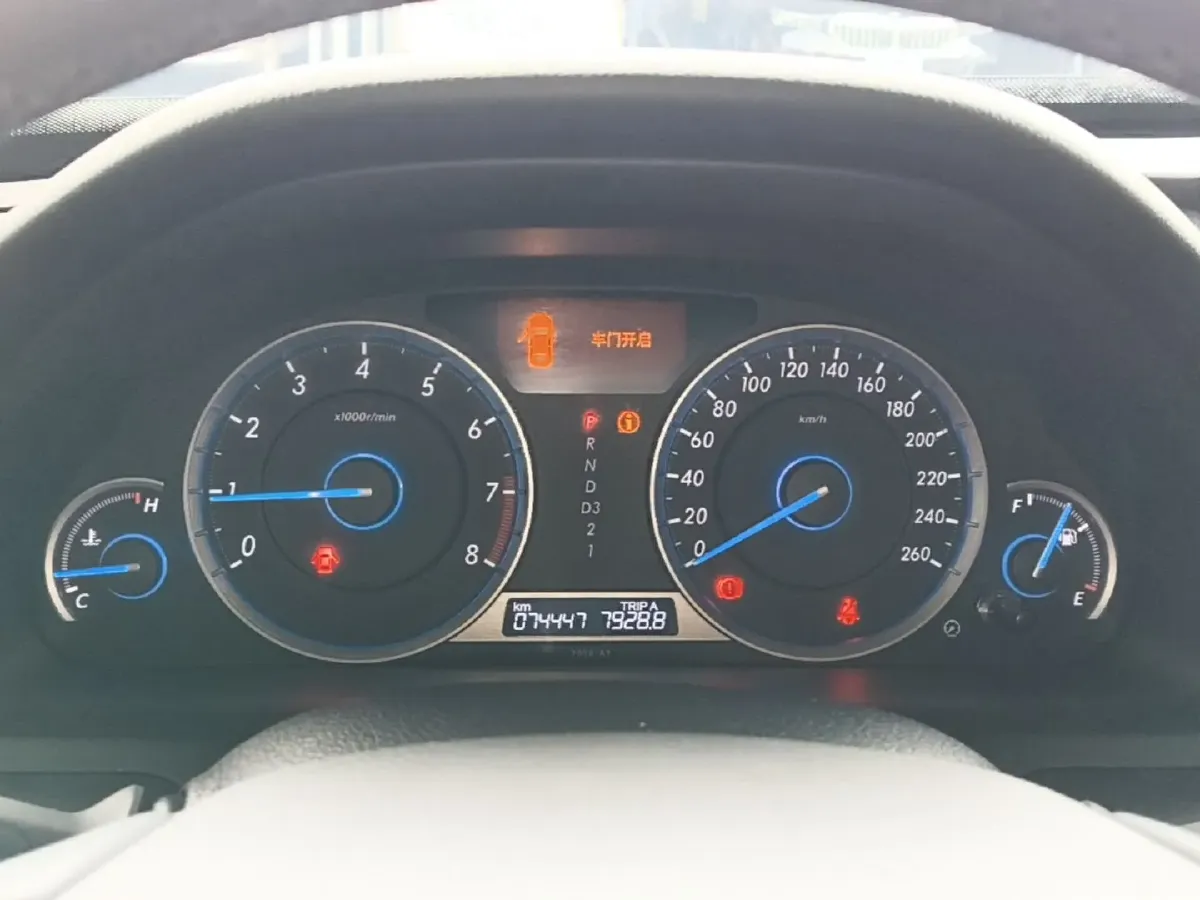 2014 Honda Crosstour 2.4L 197HP L4 5AT,autocango,china used car exporter,china ev exporter,chinese used car exporter,chinese used ev exporter