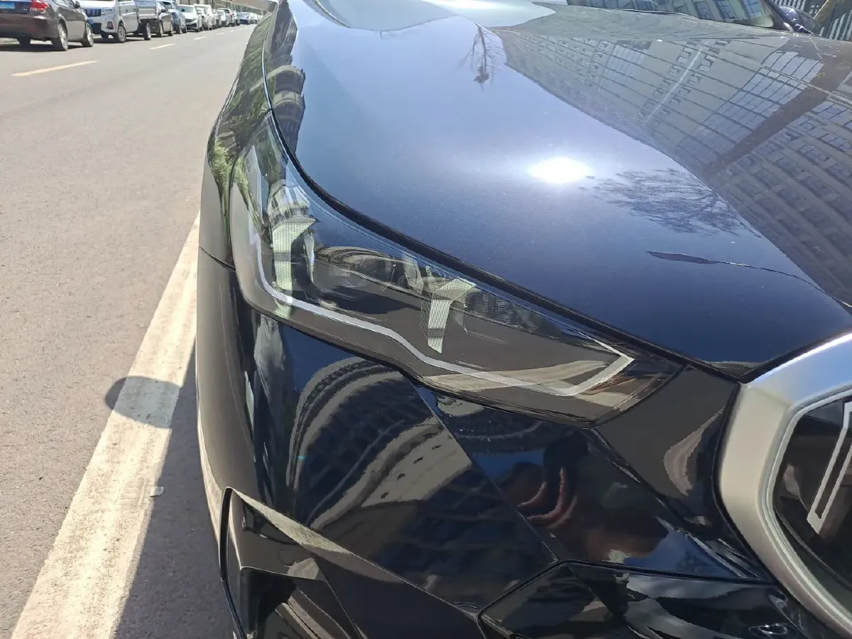 2025 BMW 5 Series 2.0T 258HP L4 8AT,autocango,china used car exporter,china ev exporter,chinese used car exporter,chinese used ev exporter