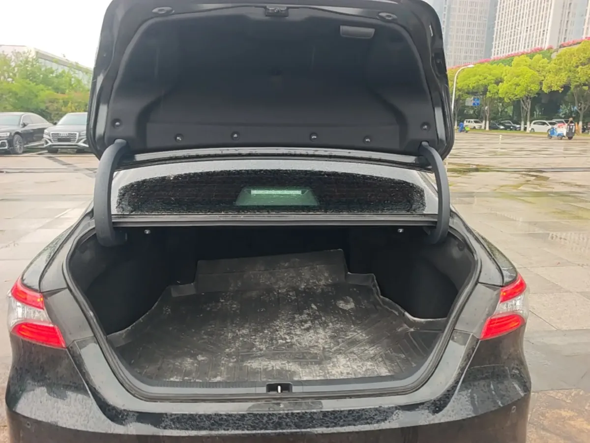 2019 Toyota Camry 2.5L 178HP L4 E-CVT Hybrid,autocango,china used car exporter,china ev exporter,chinese used car exporter,chinese used ev exporter