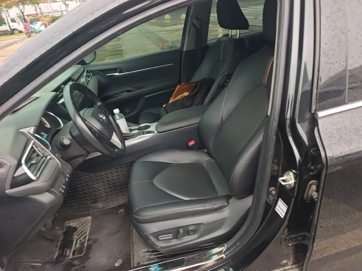 2019 Toyota Camry 2.5L 178HP L4 E-CVT Hybrid,autocango,china used car exporter,china ev exporter,chinese used car exporter,chinese used ev exporter