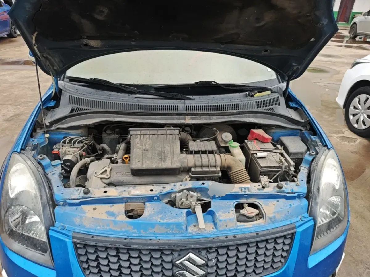 2015 Suzuki Swift 1.5L 103HP L4 4AT,autocango,china used car exporter,china ev exporter,chinese used car exporter,chinese used ev exporter