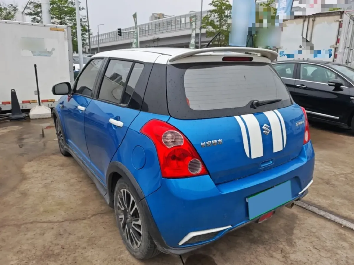 2015 Suzuki Swift 1.5L 103HP L4 4AT,autocango,china used car exporter,china ev exporter,chinese used car exporter,chinese used ev exporter