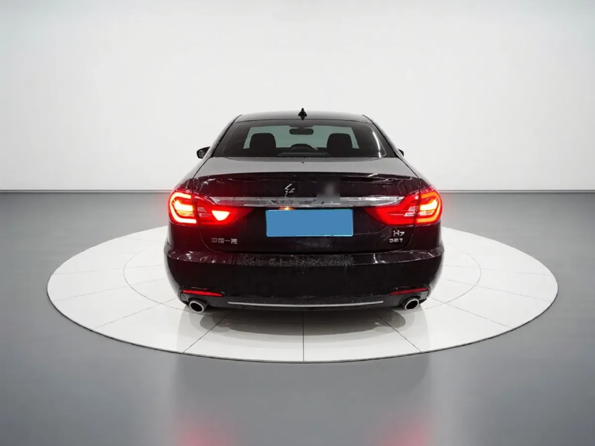 2019 HongQi H7 1.8T 188HP L4 6AT,autocango,china used car exporter,china ev exporter,chinese used car exporter,chinese used ev exporter