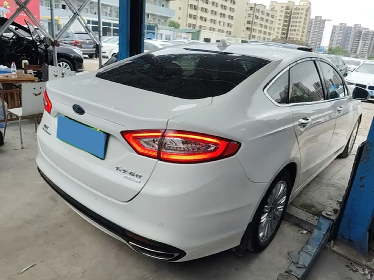 2013 Ford Mondeo 2.0T 203HP L4 6AT,autocango,china used car exporter,china ev exporter,chinese used car exporter,chinese used ev exporter