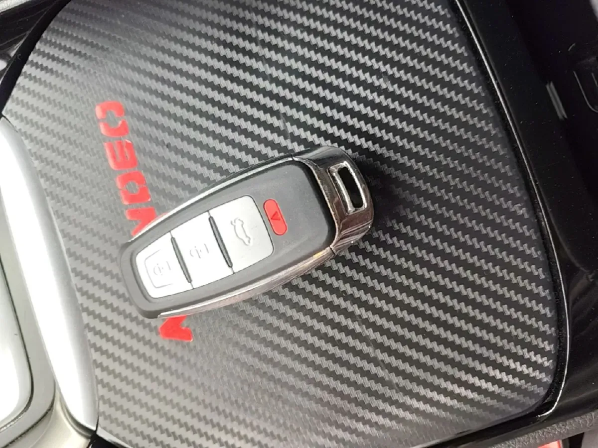 2013 Ford Mondeo 2.0T 203HP L4 6AT,autocango,china used car exporter,china ev exporter,chinese used car exporter,chinese used ev exporter