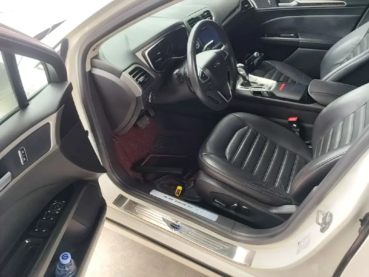 2013 Ford Mondeo 2.0T 203HP L4 6AT,autocango,china used car exporter,china ev exporter,chinese used car exporter,chinese used ev exporter