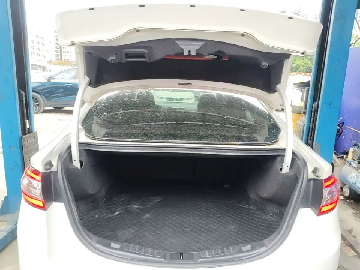 2013 Ford Mondeo 2.0T 203HP L4 6AT,autocango,china used car exporter,china ev exporter,chinese used car exporter,chinese used ev exporter