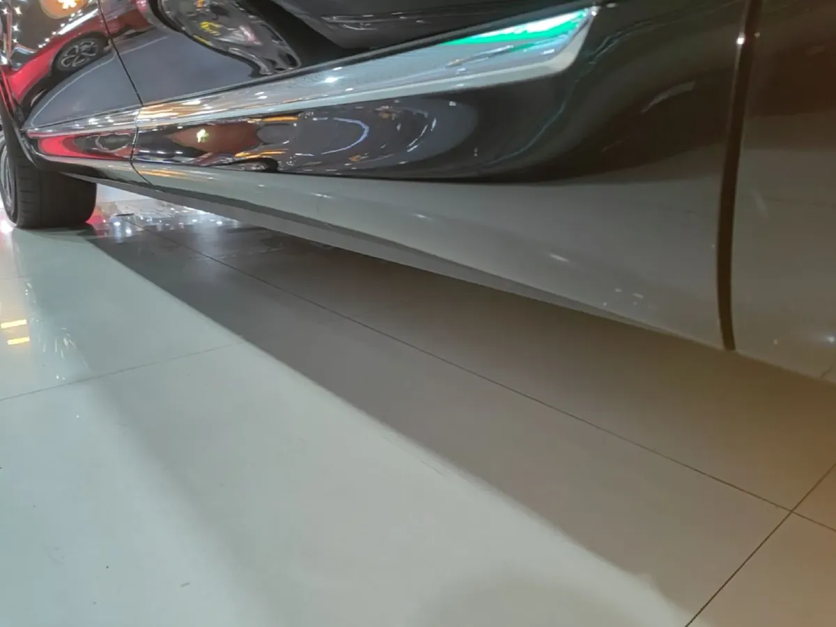 2025 AITO AITO M8 REEV 160HP REEV 53.4KWH,autocango,china used car exporter,china ev exporter,chinese used car exporter,chinese used ev exporter