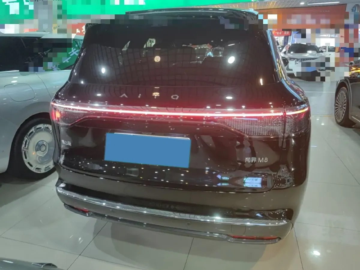 2025 AITO AITO M8 REEV 160HP REEV 53.4KWH,autocango,china used car exporter,china ev exporter,chinese used car exporter,chinese used ev exporter
