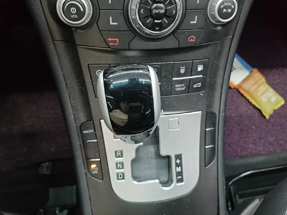 2013 Hyundai Santafe 2.4L 189HP L4 6AT,autocango,china used car exporter,china ev exporter,chinese used car exporter,chinese used ev exporter